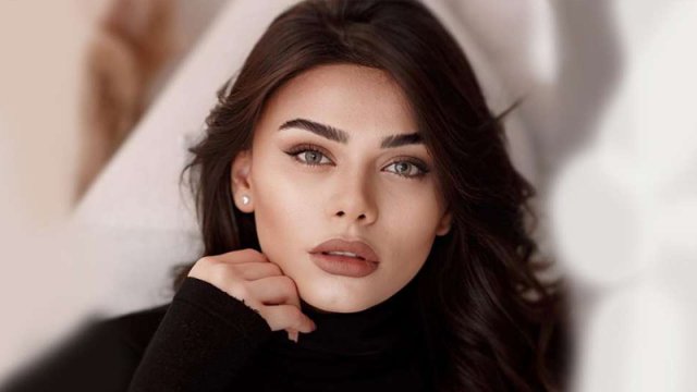 Atalığından Aysun İsmayılovaya 50 min manatlıq hədiyyə - VİDEO