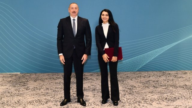 Prezident bir qrup idmançıya mənzil verdi - SİYAHI/FOTOLAR