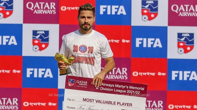 Məşhur azərbaycanlı futbolçunun atası həbsdə öldü - Anasını öldürmüşdü