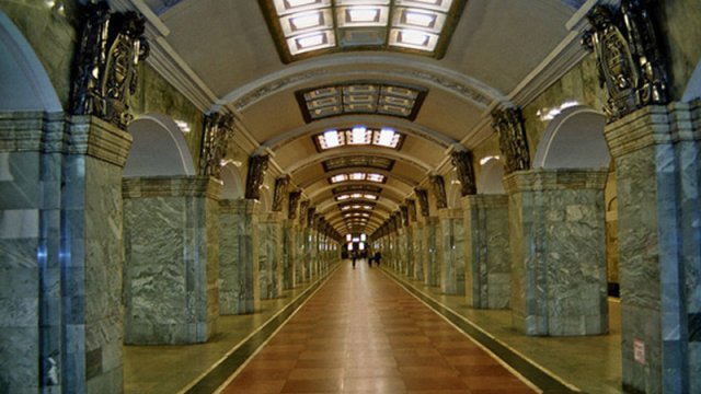 Bakı metrosunun bu stansiyası bağlanır?