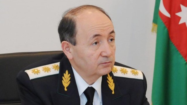 Fikrət Məmmədov rəisi işdən çıxartdı