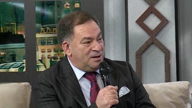 Əlikram Bayramov evində oğlu ilə klip çəkdirdi: Villası müzakirə yaratdı - VİDEO