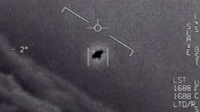 Naməlum uçan obyekt vuruldu - Dünya heyrət içində - VİDEO