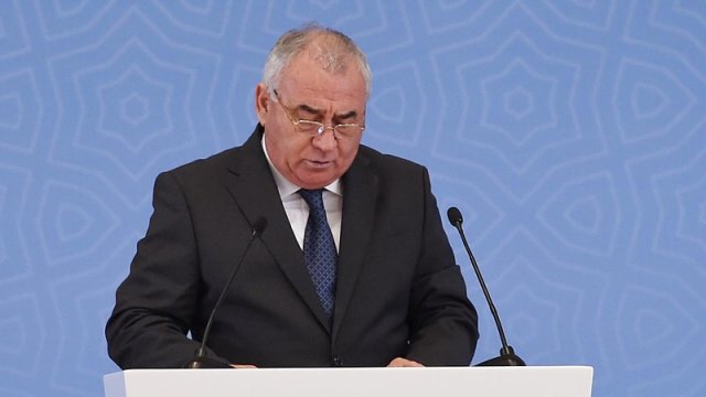 İcra başçısı işdən çıxardığı şöbə müdirlərinin yerinə təyinat etdi