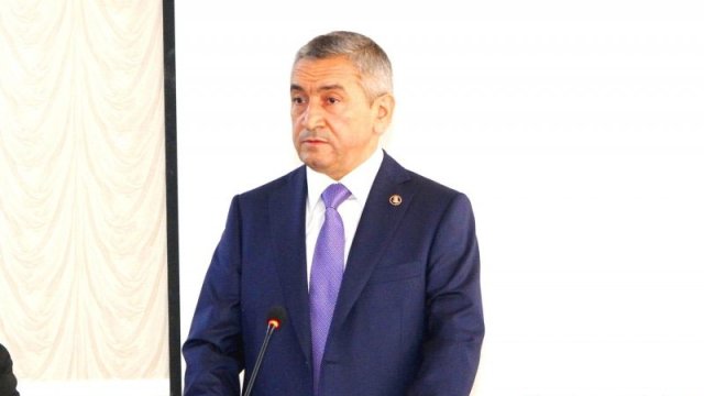 İcra başçısı məmuru cəzalandırdı: Daha aşağı vəzifəyə təyin edildi