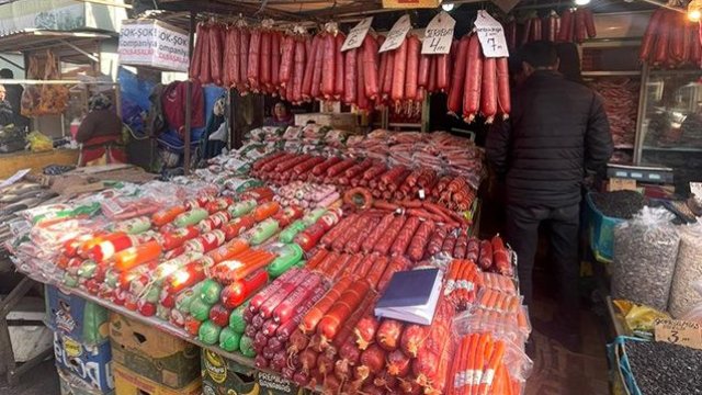 “Vasmoy”da keyfiyyətsiz kolbasalar aşkarlandı - FOTO