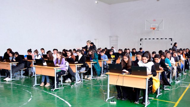 Ağstafada “Heydər Əliyev məktəblilərin gözü ilə” mövzusunda inşa müsabiqəsi keçirildi