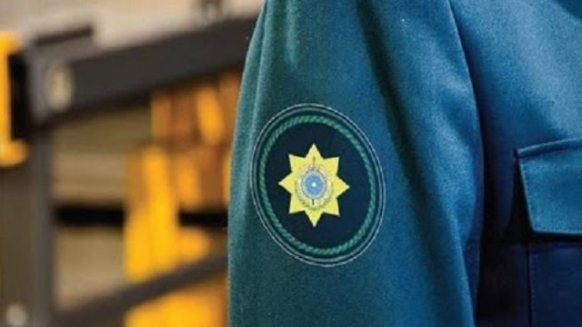 İki gömrük polkovniki azadlığa buraxıldı