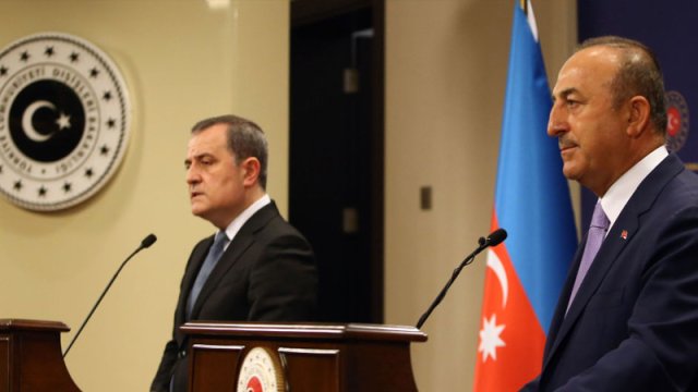 Ceyhun Bayramovla Mövlud Çavuşoğlu hansı məsələləri müzakirə edib?