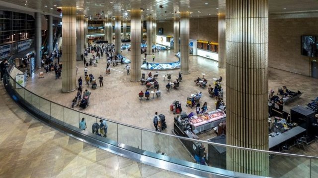 İsrailin Ben-Qurion hava limanından uçuşlar dayandırılıb