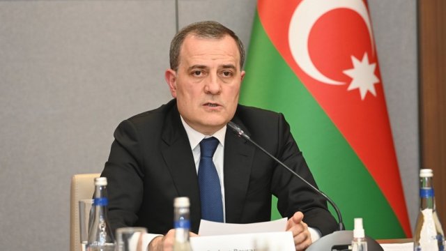 Ceyhun Bayramov: 