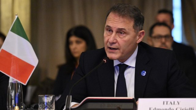 XİN başçısının müavini: 