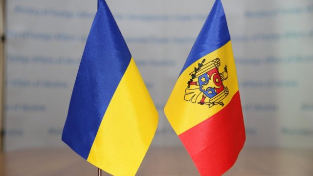 Rumıniya Ukrayna və Moldovaya müdafiə üçün əlavə vəsait ayıracaq