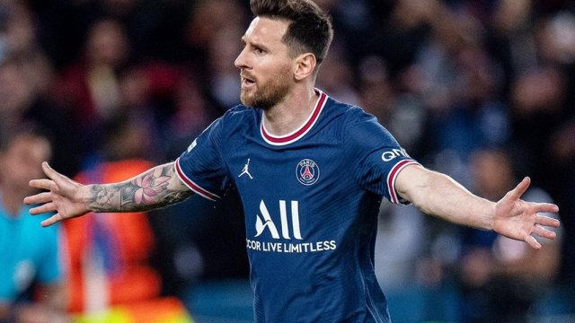 Lionel Messi Kriştianu Ronaldunun rekordunu qırıb
