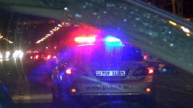 Azərbaycan bayrağını yandıran erməni sərbəst buraxıldı - YENİLƏNİB