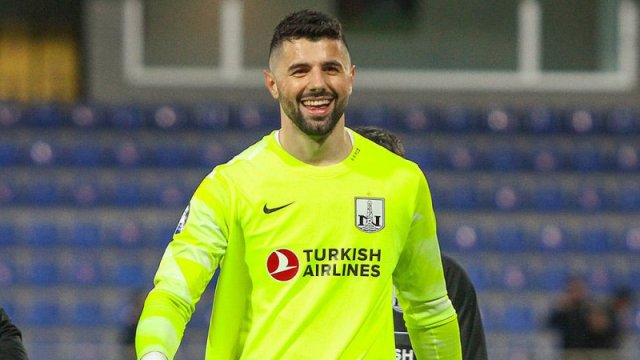 “Neftçi” xorvatiyalı futbolçu ilə müqavilə imzalayacaq