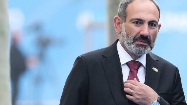 Paşinyan dövlətə xəyanət ittihamı ilə dindirildi