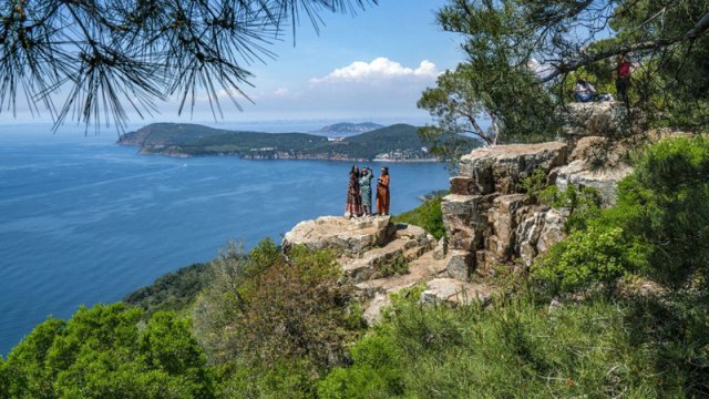 İstanbulun cənubunda heyrətamiz mənzərə: Şahzadə Adalarında ideal - FOTO