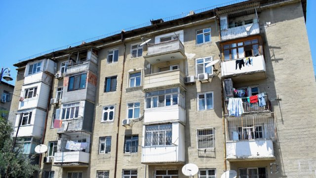 Köhnə binalar tarixə qovuşur: “Dövr keçdikcə onları yenisi ilə əvəzləmək lazımdır”