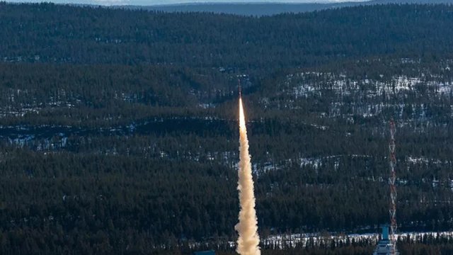 İsveçin atdığı raket Norveçə düşdü