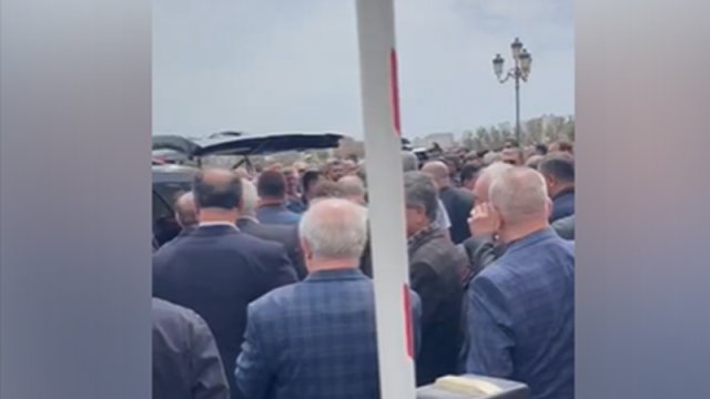 Xalq artisti son mənzilə bu rəqsin sədaları ilə yola salındı - VİDEO