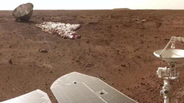 Çinin kosmik gəmisi sübut tapdı - Marsa qar yağıb