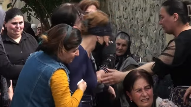 Azərbaycanda kişi boşanma ərəfəsində 20 yaşlı arvadını öldürdü - VİDEO
