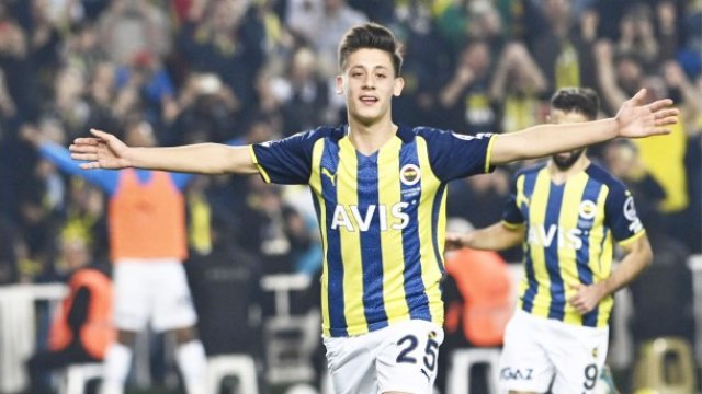 Ərəblər Arda Güləri istəyir