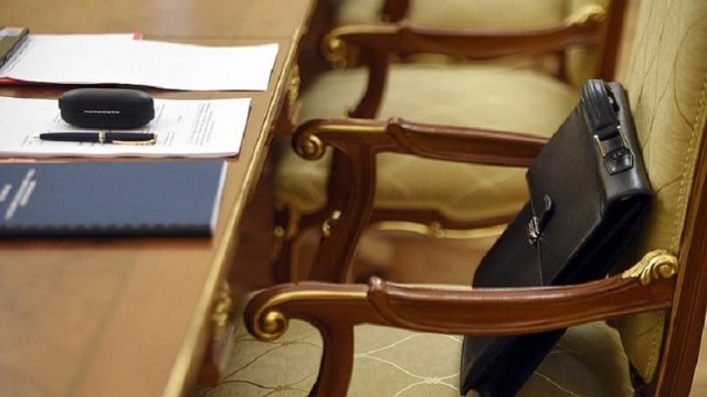 Generalın idarə rəisi təyin etdiyi polkovnik kimin oğludur? - FOTO