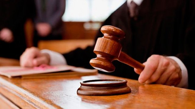 Baş prokurorun sabiq müavini dövlət qurumunu məhkəməyə verdi - SƏBƏB