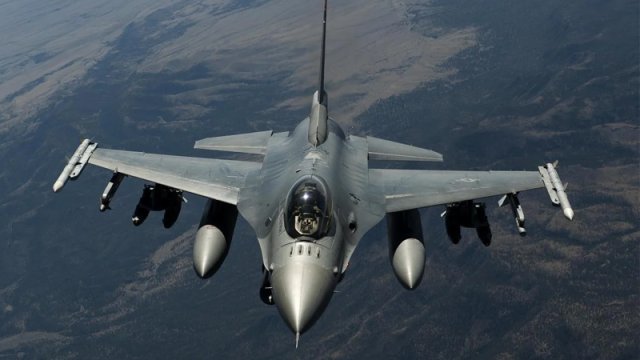 Ukraynaya F-16 qırıcılarının verilməsi ABŞ üçün prioritet məsələdir - Dövlət Departamenti