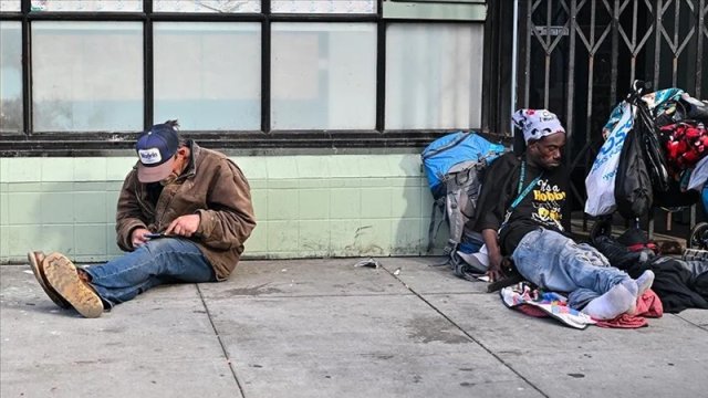 ABŞ-da mənzil problemi: Bu ştatda evsizlərin sayı 48 faiz artıb