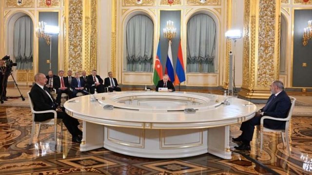 Moskvada Paşinyanın önünə hansı sənəd qoyulub? - Əliyevin “Ermənistan ərazisi” planı