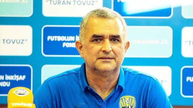 Tərlan Əhmədov daha bir il “Kəpəz”də