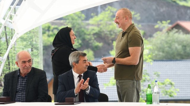 İlham Əliyev Laçın şəhərində bir sıra tədbirlərdə iştirak edib - YENİLƏNİB/FOTO