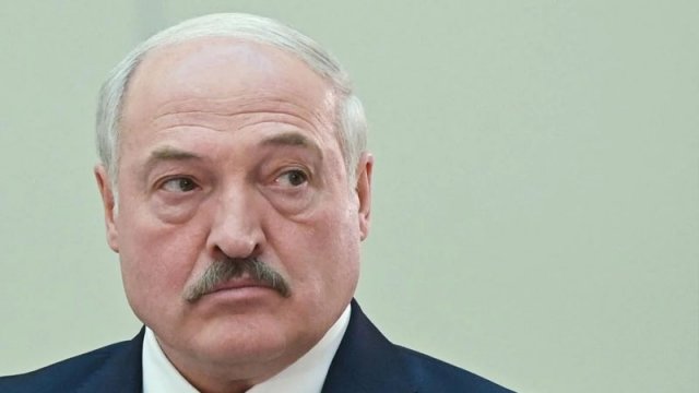 Lukaşenko Putinlə görüşdən sonra ağır vəziyyətdə xəstəxanaya yerləşdirilib - İDDİA