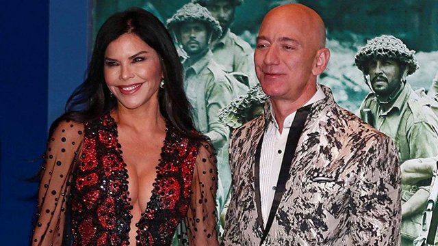 Milyarderi nişanlısına görə tənqid etdilər