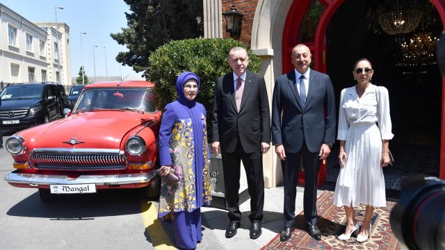 Mehriban Əliyeva Ərdoğan ailəsini təbrik etdi