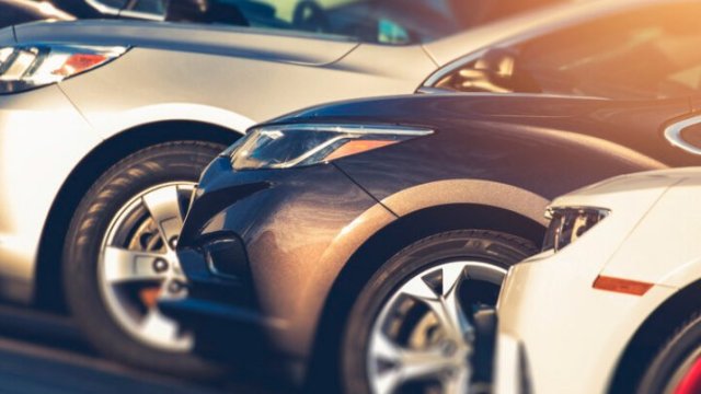 Nazirliklərin avtomobilləri SATIŞA ÇIXARILDI - 800-18000 MANAT