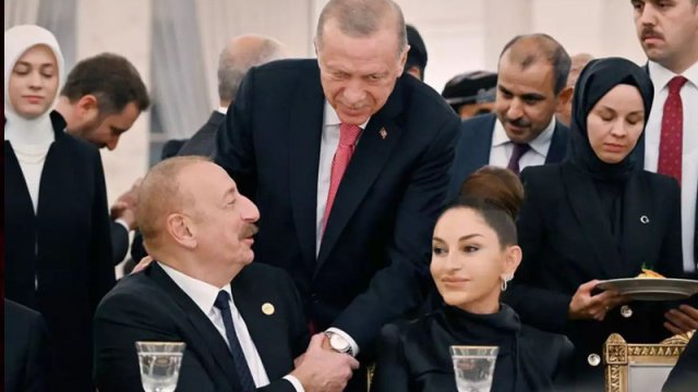 Andiçmədən sonra Azərbaycan mahnısı - VİDEO