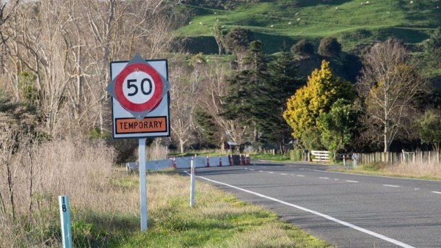 Maşını 82 km/saatla sürdü, 121 min avro cərimə olundu - Görünməmiş olay