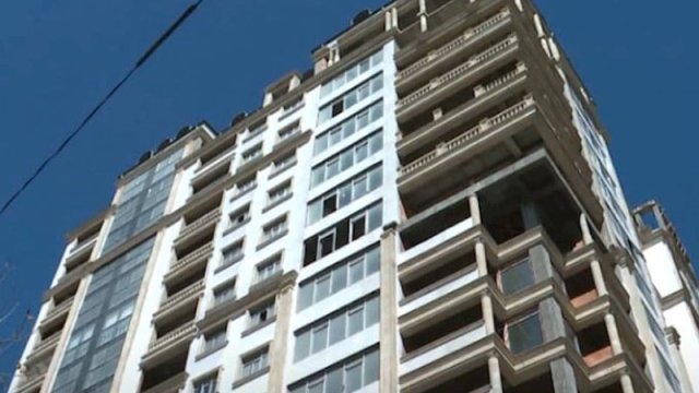 Tikinti şirkətinin təsisçisi öz payını satır - Direktorunun adı 