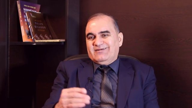 Hüquqşünasla DİM və Vəkillər Kollegiyası arasında məhkəmə çəkişməsi