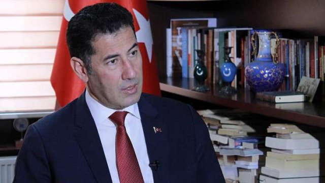 Sinan Oğanın Azərbaycanda 30 il əvvəlki görüntüsü - FOTO