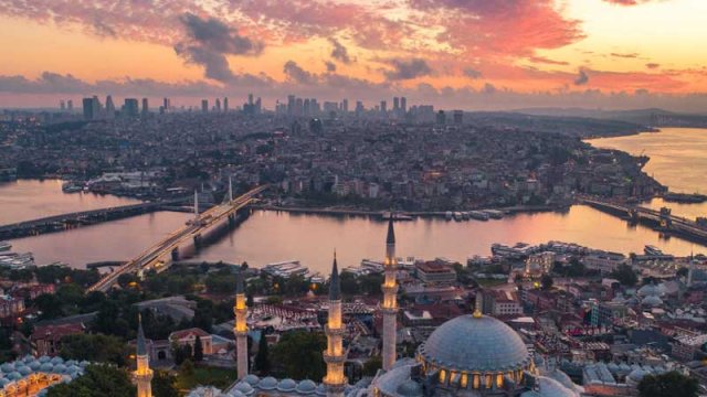 Azərbaycanlılar Türkiyədə neçə ev alıb? - SİYAHI