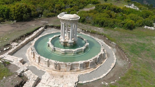 Qladiatorlar şəhərindəki nəhəng Kibyra Fəvvarəsi yenidən axır - FOTO