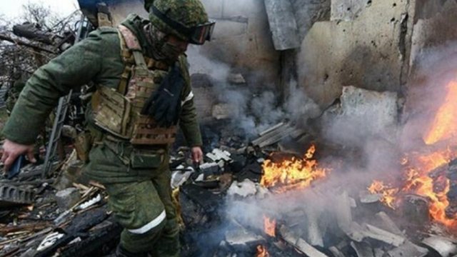 Rusiya ordusu Xersonu atəşə tutub, 2 nəfər ölüb, 25 nəfər yaralandı