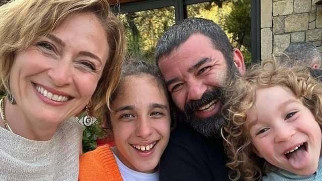 Məşhur aktrisa boşanır