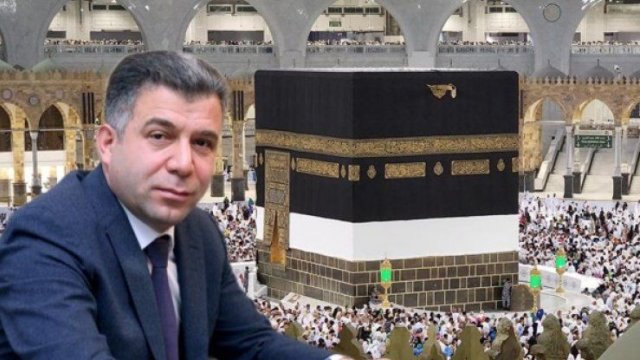 Azərbaycanda məmur hacı oldu