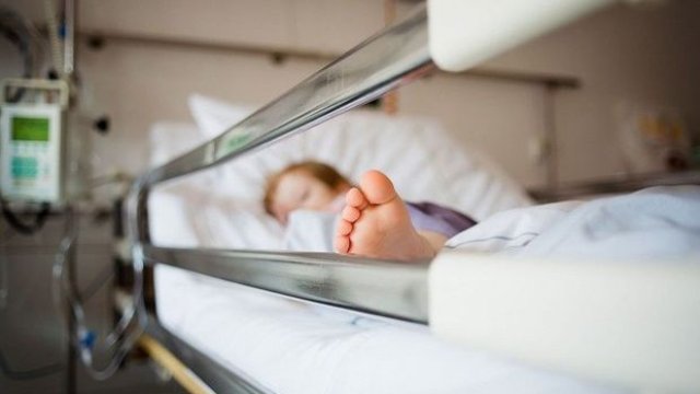 Avtomobilin altında qalan uşağın ayağı amputasiya olundu
